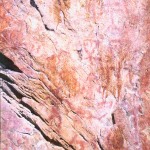 Graffiti sulla parete di roccia