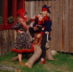 Persone: famiglia: padre, madre, bambino in costume lappone