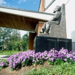 Museo: monumento, esterno