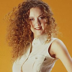 Elisa: ritratto, primo piano